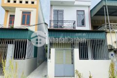 Bán nhà khu 7 việt hòa, tp hd, 51.9m2, mt 4.7m, 2 tầng, 2 ngủ, sân cổng, lô góc, 1.0xx tỷ