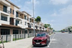 Cần bán nhà trục đường đi bộ 26m, kinh doanh, cho thuê văn phòng.