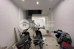 Bán nhà mới xây, ngõ siêu to, gần đường ô tô tránh, nhỉnh 3 tỷ