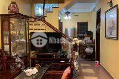 Bán nhà đẹp cao tầng phố hào nam, dt 45m25,chỉ nhỉnh hơn 4 tỷ,lh 0817672955