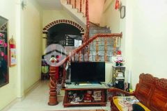 Chính chủ bán nhà giải phóng dt 42m2 dân trí văn minh hiếm nhà bán.