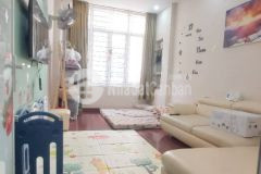 Rẻ đẹp nhà đào tấn 43m2, 5 tầng ở luôn, phòng xông hơi, hơn 4 tỷ, sổ cc