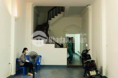 Bán gấp nhà đỗ đức dục, 43 m2, 3 tầng mới đẹp, giá chỉ 5.45 tỷ, kinh doanh đỉnh