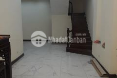 Bán nhà bồ đề long biên. 73m x 5t, 6.6 tỷ. ôtô vào nhà, ngõ thông, nở hậu.