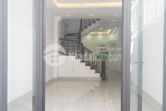 Siêu phẩm hạ 750tr nhà đẹp ở ngay ngõ thông p.lô ô tô 72m2 ô cách long biên còn 5.8tỷ