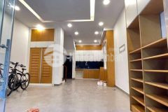 Siêu phẩm thái hà, full nội thất, xe 16 chỗ đỗ cửa, vỉa hè rộng, kinh doanh đỉnh, lh 0912590048
