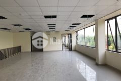 Cho thuê nhà xưởng 4800m2, khu công nghiệp quế võ 3, có văn phòng.