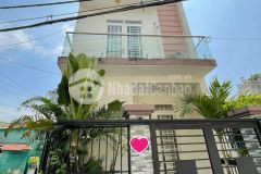 Nhà đẹp 2 mặt tiền hẻm, lô góc, 3 tầng, 42m2, huỳnh khương an, gò vấp