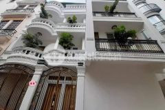 Hẻm xe hơi vào nhà, 4 tầng siêu vip gần mặt tiền hoàng diệu, phú nhuận