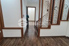 Cần bán tòa văn phòng ở quan nhân thanh xuân 9 tầng,thang máy,hầm ô tô giá chỉ 18.4 tỷ