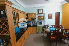 Hotnhà đẹp ngõ phố văn cao, dt 52m 4 tầng giá 5 tỷ.