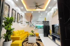 Bán nhà cát linh 2.25 tỷ. ngõ nông. cực hiếm mùa covid. tặng nội thất ở luôn