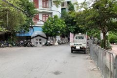 Bán mảnh đất đội cấn, mặt tiền 10m, hợp xây tòa nhà 7 tầng, khu đông người nước ngoài, giá 40 tỷ