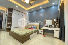 Kinh doanh, oto, thang máy, rẻ hiếm, nhà siêu đẹp lạc long quân, dt 65m x 6t, 15 tỷ.