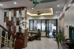 Bán nhà thinh quang,6 tầng,đang thuê 25 tr 1 tháng,45 m2,6,3 tỷ