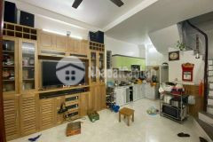 Bán nhà thạch bàn 10m ra ngõ ô tô nhà 4 tầng full nội thất giá chỉ nhỉnh 2 tỷ