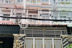 Bán gấp nhà phố sẵn nội thất xe hơi đậu trong nhà 4x18m.4 tỷ 950 đường đào tông nguyên. thị trấn nhà bè