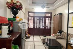 Bán nhà ngõ thịnh quang, đống đa, 37m2 x 5t, ô tô đỗ cửa, giá 3.2 tỷ