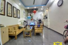 Cần bán gấp nhà 4 tầng, 65m2, ô tô đỗ cửa phố nguyễn văn cừ, ngọc lâm, nhỉnh 6 tỷ