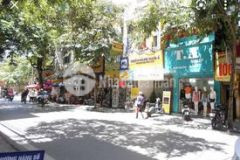 Bán nhà quan nhân hàng xóm royal city 45m2 5 tầng giá chào 6xx tỷ.0868703982