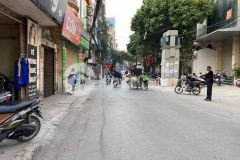 Bán nhà mặt phố hoàng ngân,thanh xuân, 82m 5 tầng,mt5.5m,kd sầm uất,15 tỷ 500 triệu.