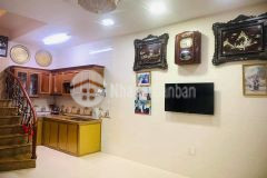 Bán nhà đẹp ở luôn ngay cạnh đại học kinh tế quốc dân, 38m2 x 5 tầng, giá 2.8 tỷ