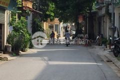 Nhà 3 mặt thoáng phố việt hưng,dt 54m,4 tầng, giá 2.5 tỷ