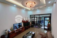 Bán nhà trung kính,55m x 5 tầng,lô góc,ô tô