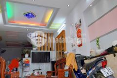 Cần bán gấp giá bất chấp nhà 2 tầng 52m2,hxh bùi quang là,p.12,gv.