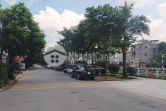 Hiếm đất giang biên ngõ thông chia ô bàn cờ ô tô vào nhà tiện ích an sinh đỉnh nhỉnh 3 tỷ.