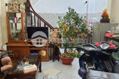 Nhà đẹp ở ngay bạch đằng hoàn kiếm 30m 5t 2xtỷ gần phố ngõ thông