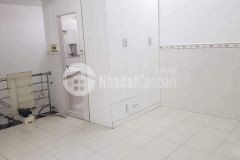 Nhà lô góc đường ngô quyền q10, sát mặt tiền, 2 lầu 3pn dọn ở ngay, 41m2, lh 0971243100