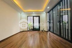 Giá đẹp nhà kinh doanh lộc lá, vị trí đẹp như phân lô chỉ hơn 5 tỷ