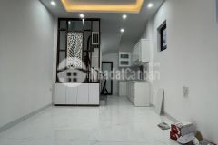 Nhà thạch bàn 45m 5 tầng ô tô đỗ cổng thông chỉ 2.3 tỷ. lh 0961361389