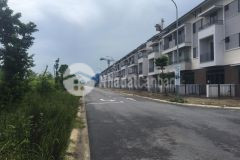 Dịch bệnh đói kém, e bán căn nhà phố s90m2. giá 4.5x tỷ