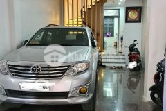 8.5 tỷ 65m 5 tầng phân lô ôtô đỗ cửa kinh doanh 2mặt thoáng bán nhà thái hà thái thịnh