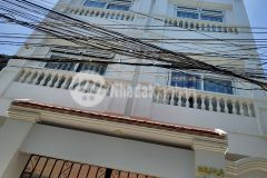 Khách sạn tttp nha trang chưa hoạt động, giá 14 tỷ giảm mạnh còn 12 tỷ. lh0906490904.