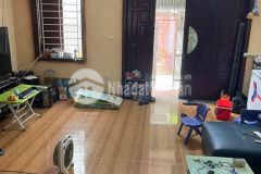 Thạch bàn nhà 3 tầng 82m hơn 3 tỷ ô tô đỗ cổng. lh nhanh 0961361389