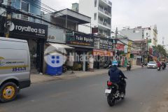 Bán nhà phan huy ích, nhà rộng bề thế, chỉ 5,8 tỷ.