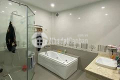 Cần bán gấp nhà ở cầu giấy nhà đẹp mới coong sổ nở hậu ngõ thông thoáng gần phố chủ mó