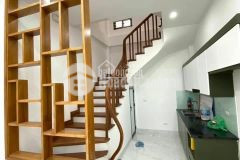 Chủ nhà cần bán nhà ngõ 89 lạc long quân, 42m2, 5 tầng hơn 3 tỷ