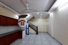 Bán nhà trong ngõ phố xuân la, ô tô vào nhà, 42 m2, 4 tầng 4,7 tỷ lh 033.895.6768