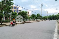 Bán 222 m2 nhìn vườn hoa lãm làng cách kcn quế võ vài bước chân. lh 0388153811