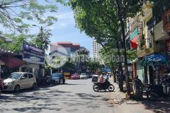 Bán nhà mặt phố ngô gia khảm, lô góc,đối diện bx gia lâm, kinh doanh tốt, s128m2. 4tầng, giá 16.xyz tỷ.