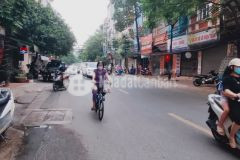 Bán nhà mặt phố chiến thắng, gần ngã 3 kinh doanh ngày đêm, 65m2, giá rẻ 12.tỷ