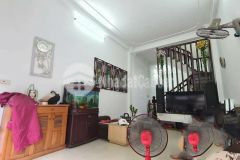 Bán nhà lô góc kd bất chấpchủ cần bán 5,5 tỷ phùng khoang