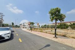 Trả trước 300tr sở hữu ngay 1 vị trí đẹp tại khu đô thị thăng long ii 0898384738