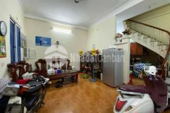 Nhà hiếm 38 m2 hoàng hoa thám, 10m ra phố, 3 thoáng, giá hợp lý