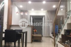 Tôi cần bán gấp căn nhà đường tô hiến thành quận 10, 5 tầng, hẻm 3m, giá 5,5 tỷ