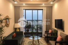 Bán căn hộ tầng trung r2 sunshine riverside nhật tân giá 2,8 tỷ.